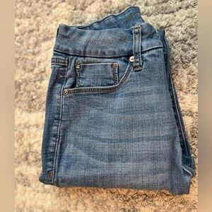 Seven7 Straight Skinny Jeans Size 6 Distressed